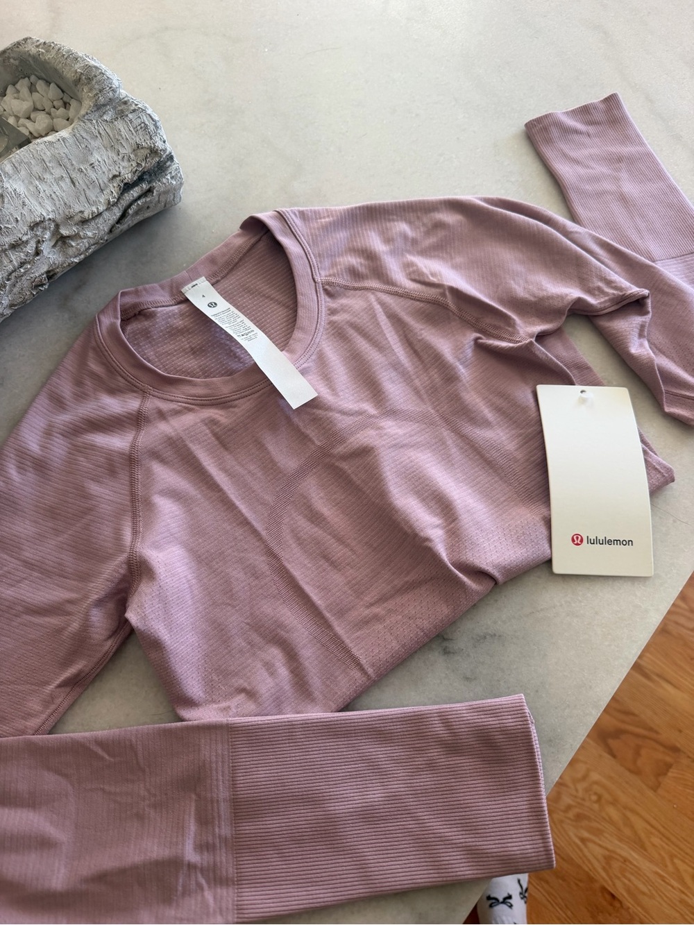 lululemon athletica lavender Swiftly tech race 2.0 Long-Sleeve Top NWT NEW Sz 4